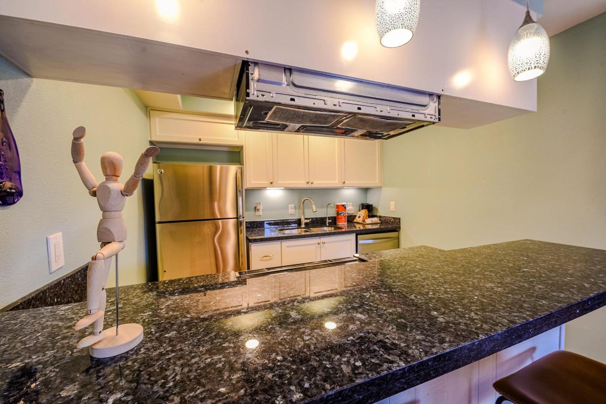 Kingfishers Retreat Serene 1Br Escape With Balcony 207 South Padre Island Εξωτερικό φωτογραφία
