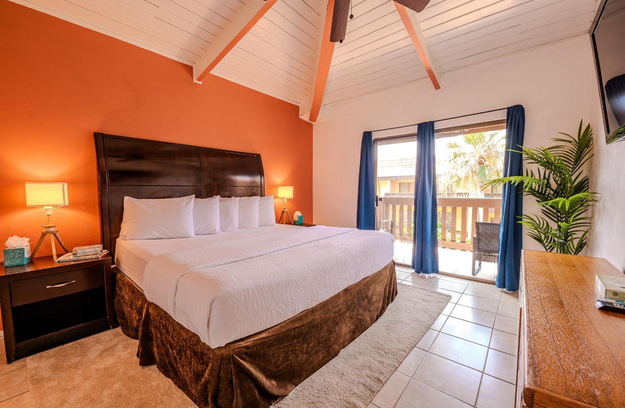 Kingfishers Retreat Serene 1Br Escape With Balcony 207 South Padre Island Εξωτερικό φωτογραφία